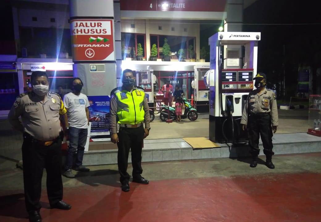 Polsek Semampir Gelar Patroli Malam di SPBU, Antisipasi 3C & Penjarahan