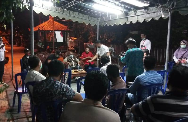 Polsek Asemrowo Kawal Kunjungan Kampanye Cawawali di Jalan Asem Mulya