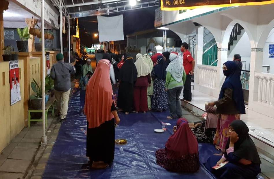 Polsek Pabean Cantikan Lakukan Pengamanan Kampanye Cawali di Jalan Teluk Bone Baru