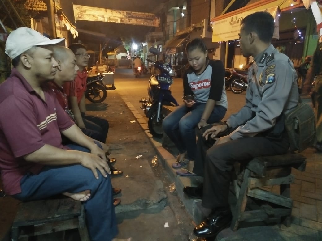 Babinkamtibmas Dupak Sambang Warga Dupak Bangunrejo