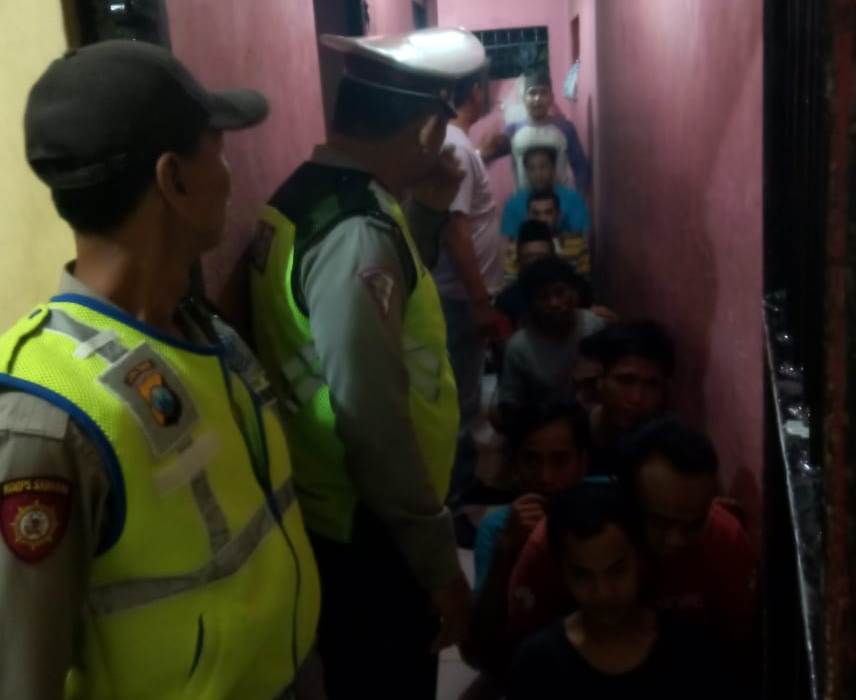 Polsek Semampir Pantau Kesehatan Tahanan Sakit Lewat Pengecekan Rutin