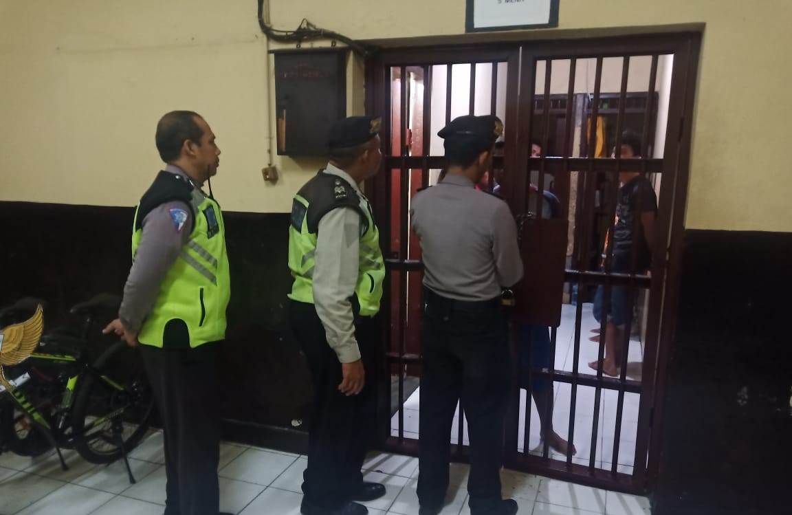 Antisipasi Penyelundupan Barang Terlarang, Polsek Pabean Cantikan Cek Rutin Tahanan