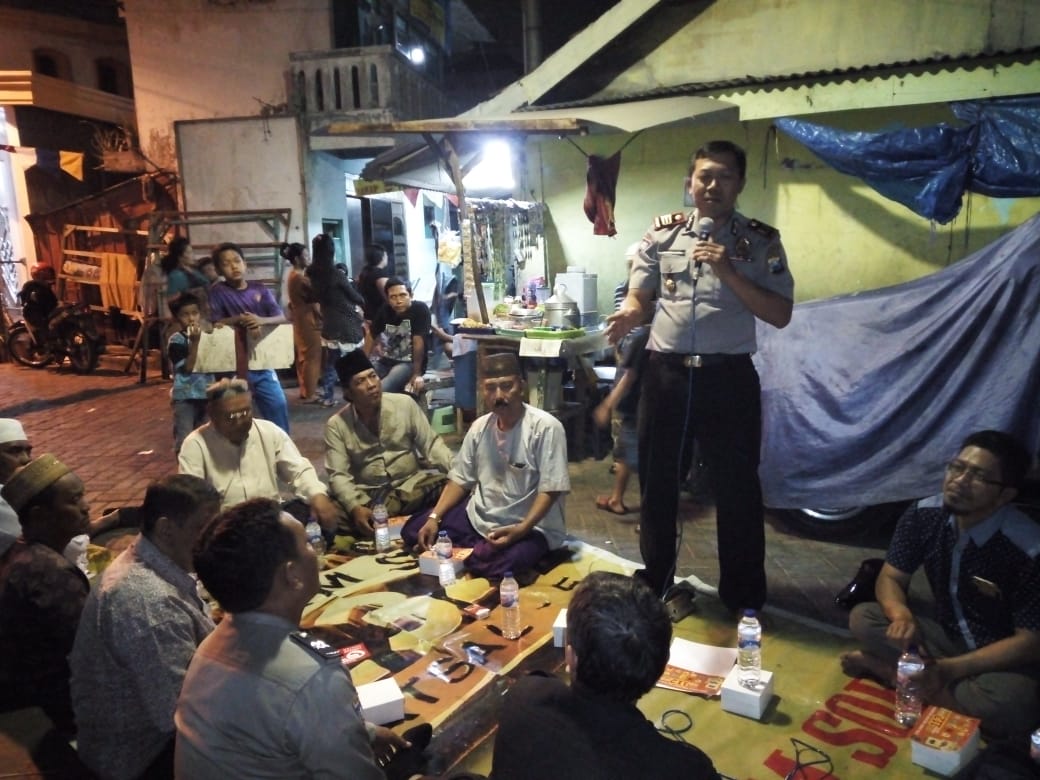 Satbinmas Polres Tanjung Perak Sampaikan Binluh Anti Radikal & Waspada Teror
