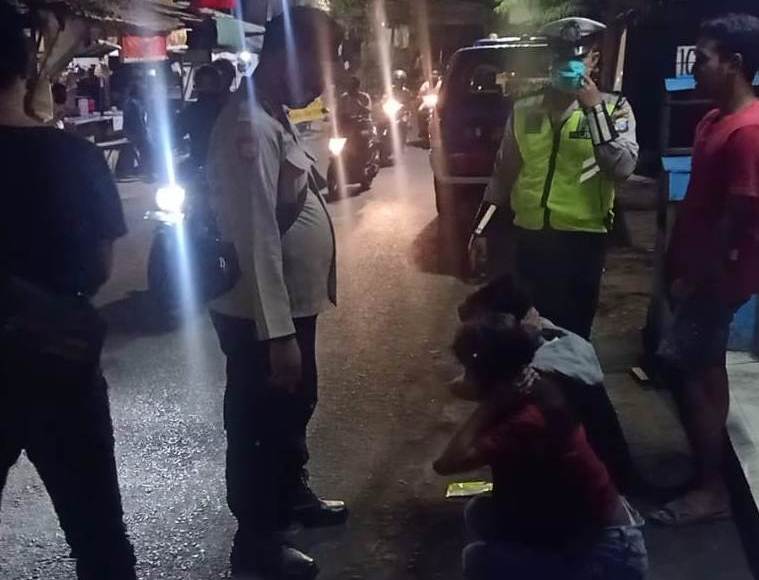 Polsek Asemrowo Lakukan Operasi Penertiban Masker Bareng Satpol PP & Linmas