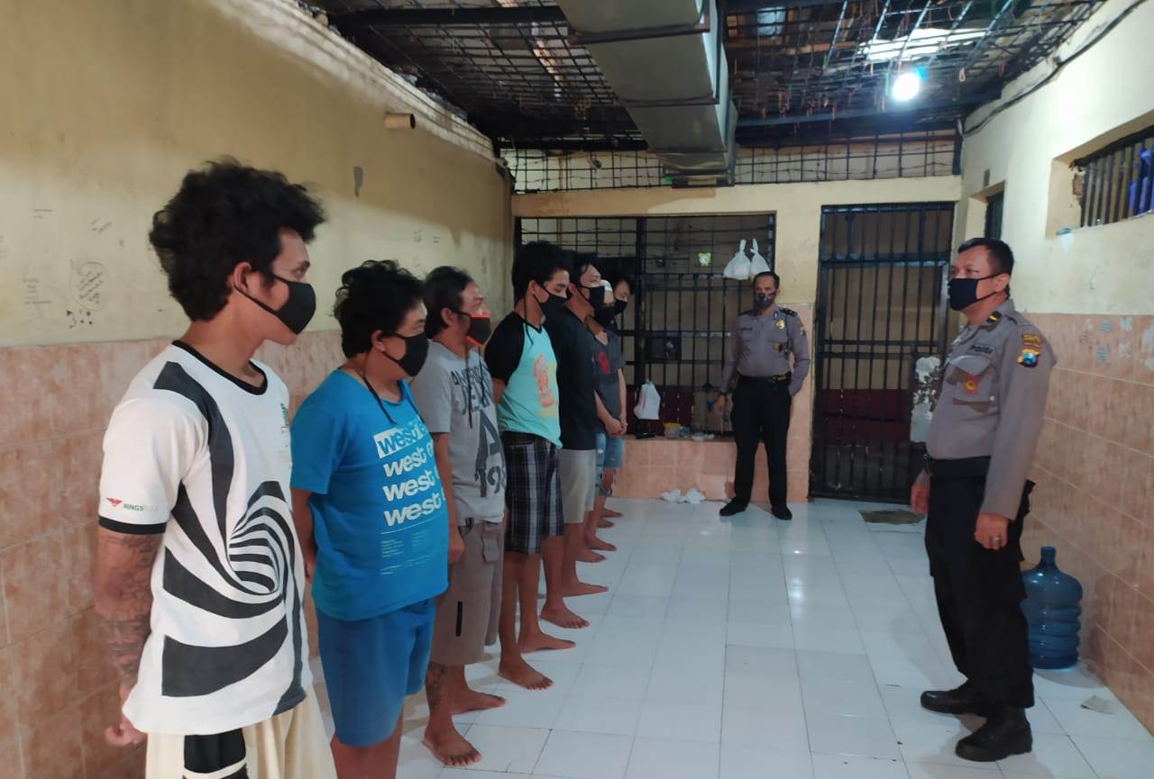 Cegah Tahanan Kabur, Polsek Krembangan Laksanakan Cek Rutin
