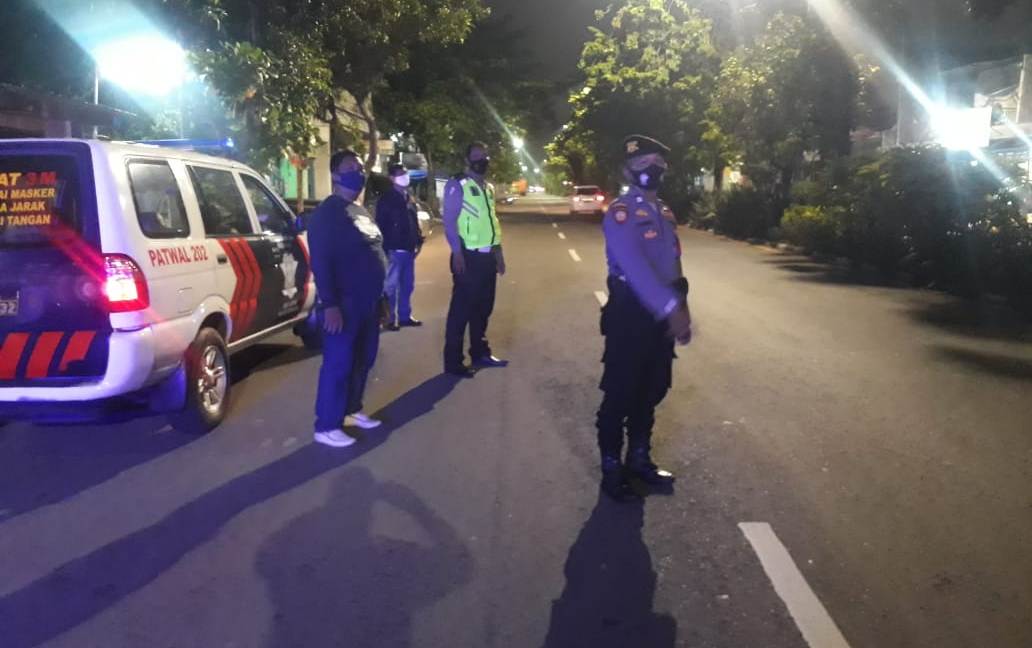 Antisipasi Tawuran & Balap Liar, Polsek Semampir Lakukan Patroli Mobile