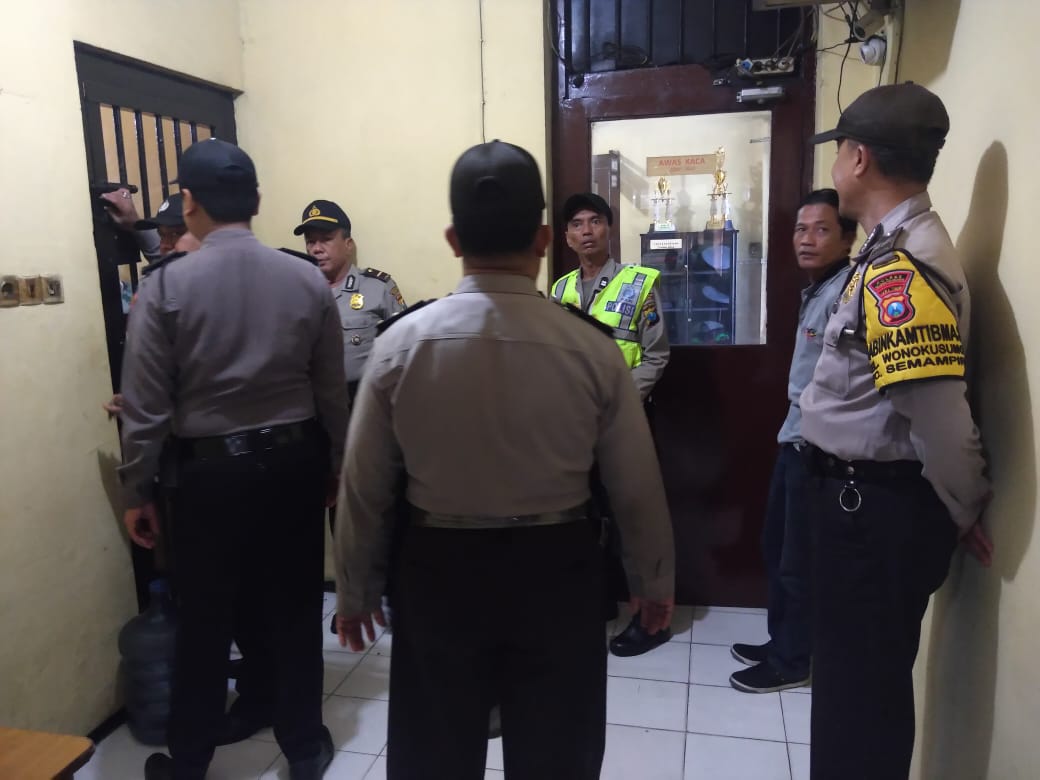 Polsek Semampir Pantau Kesehatan Tahanan Lewat Pengecekan Pagi & Malam