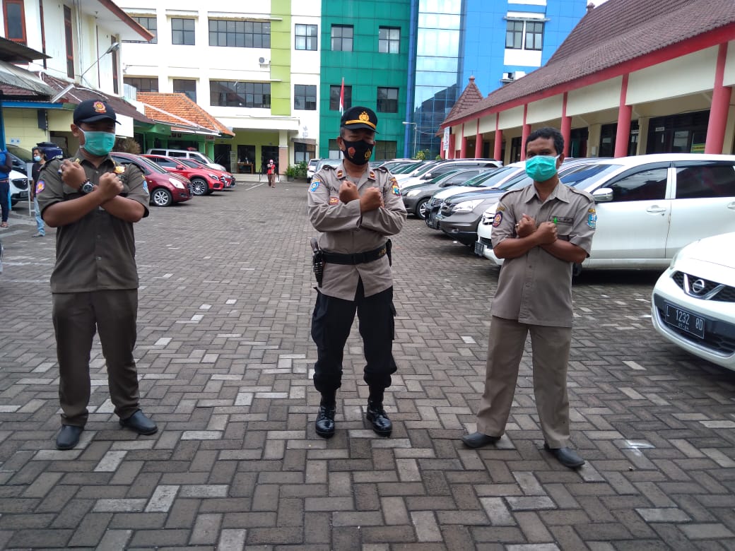 Personil Polsek Semampir Lakukan Patroli Rutin di Rumah Sakit Paru