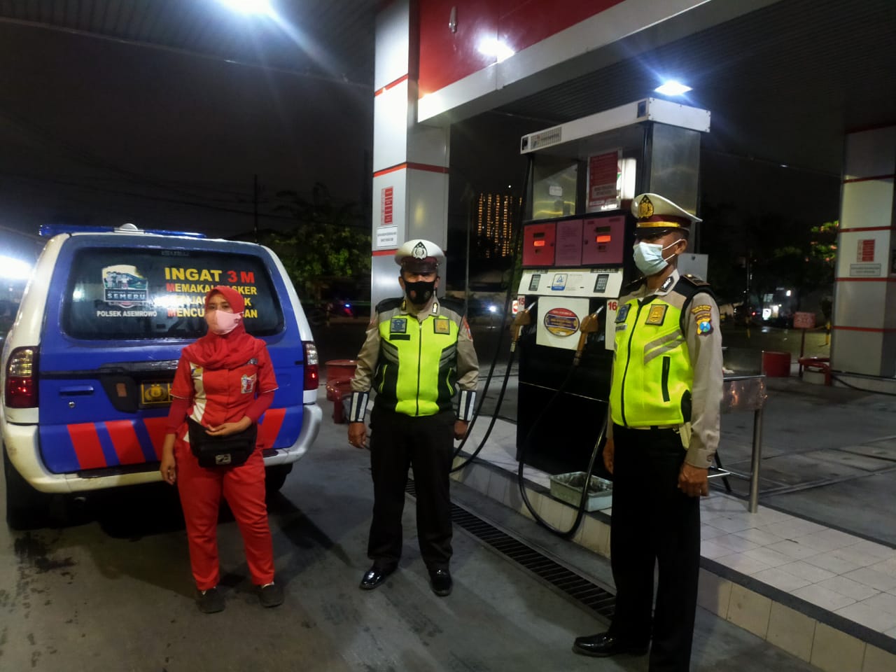 Polsek Asemrowo Gelar Patroli Rutin di Malam Hari, Jaga Situasi Keamanan Wilayah