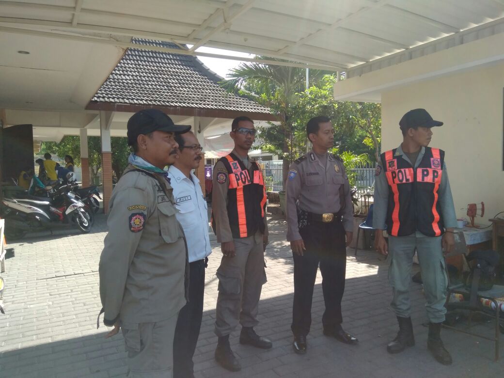 Polsek Kenjeran Koordinasi Pengamanan Dengan Penjaga Gereja