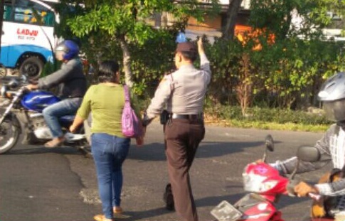 Pengaturan Lalu Lintas Pagi Bentuk Pelayanan Pada Masyarakat