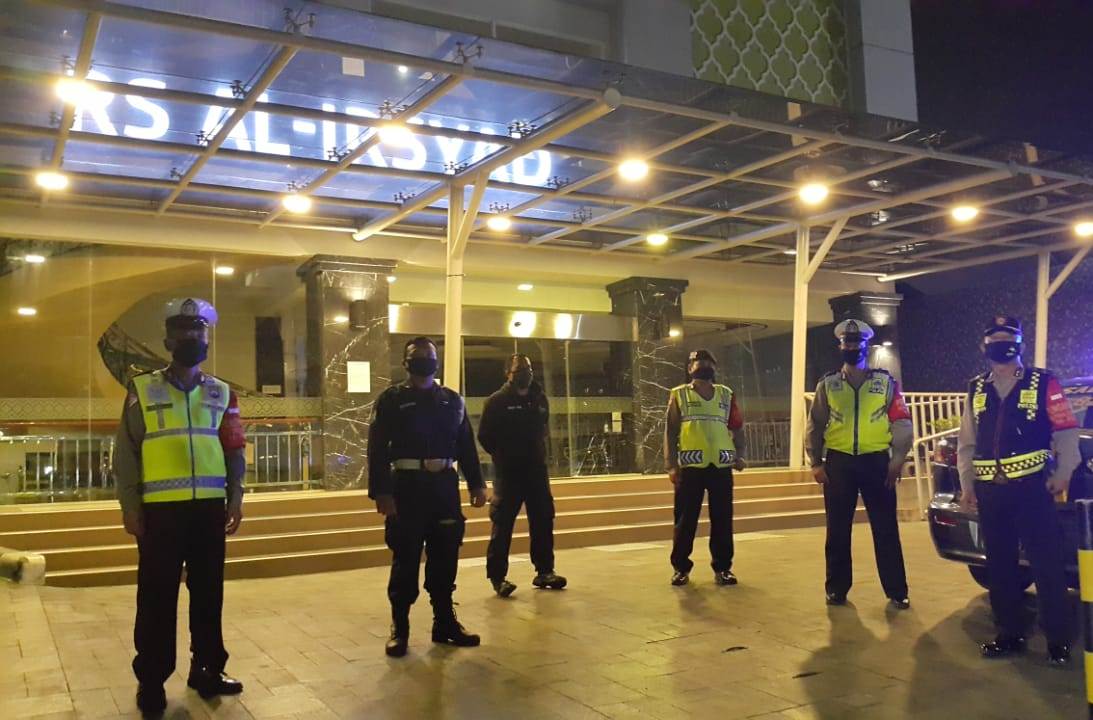 Antisipasi Penjemputan Paksa Jasad Pasien Covid-19, Polsek Pabean Cantikan Gelar Patroli di Rumah Sakit