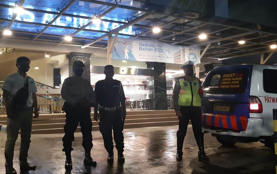 Polsek Pabean Cantikan Gelar Patroli Malam di Rumah Sakit Al Irsyad, Antisipasi Kerawanan