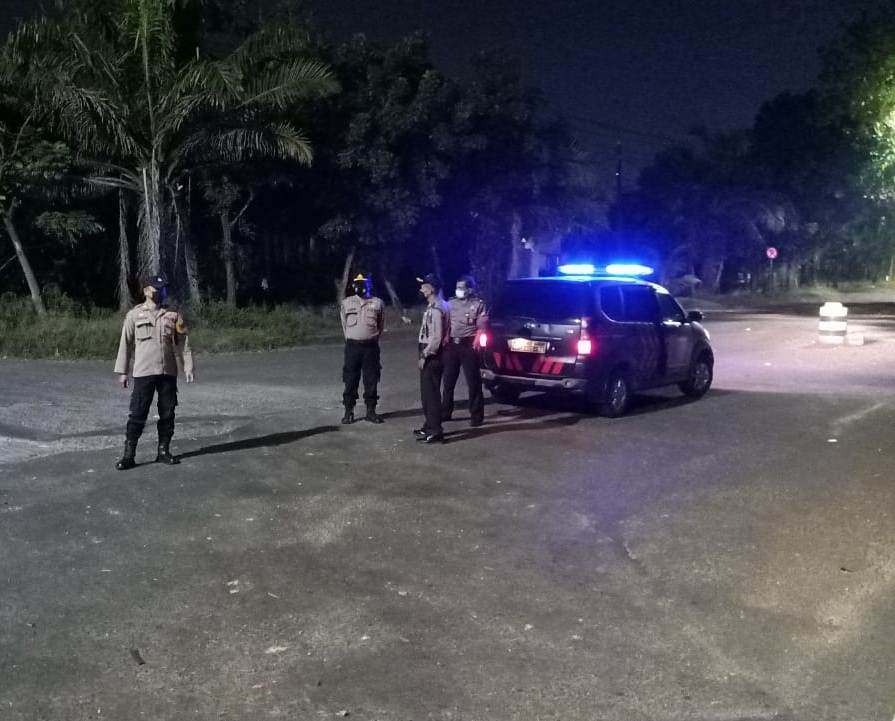 Polsek Asemrowo Gelar Patroli Mobile di Malam Hari, Jaga Kondusifitas Wilayah