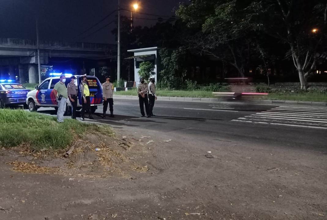 Polsek Asemrowo Gelar Patroli Mobile, Cegah Kerawanan di Waktu Malam