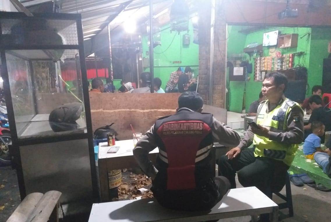 Babinkamtibmas Bongkaran Patroli Malam, Ciptakan Rasa Aman Pada Masyarakat