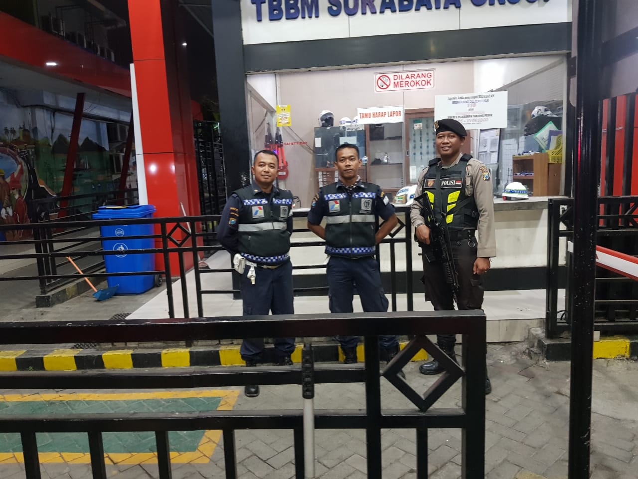 Satsabhara Polres Tanjung Perak Gelar Patroli Malam di Obyek Vital Depo Pertamina