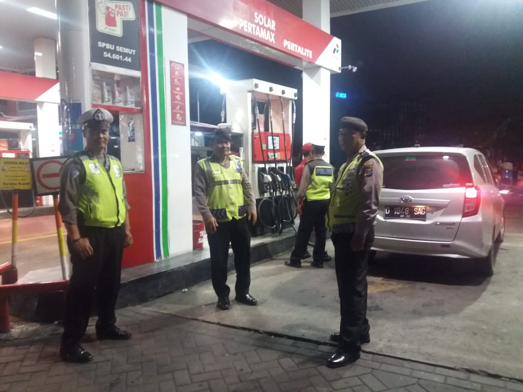Patroli SPBU, Polsek Pabean Cantikan Sampaikan Waspada 3C