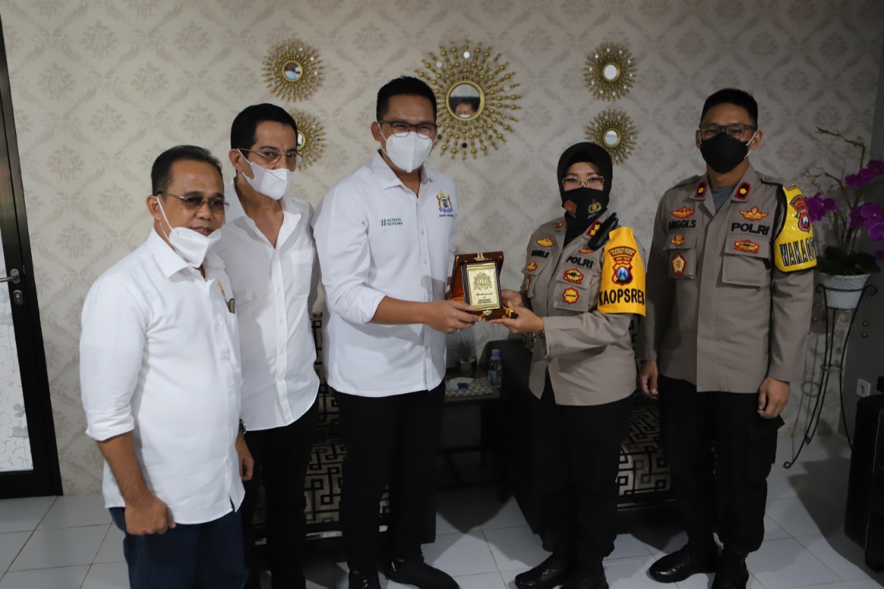 Kapolres Tanjung Perak Sambut Kunjungan Silaturahmi Pengurus KADIN Surabaya