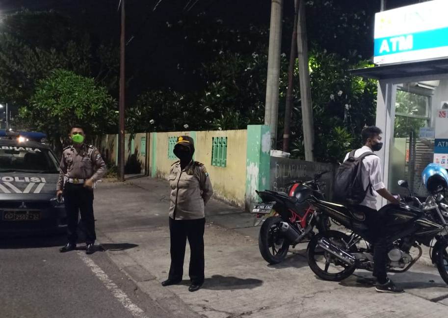 Sambang Gerai ATM, Polsek Kenjeran Sampaikan Himbauan Waspada Gendam & Penipuan