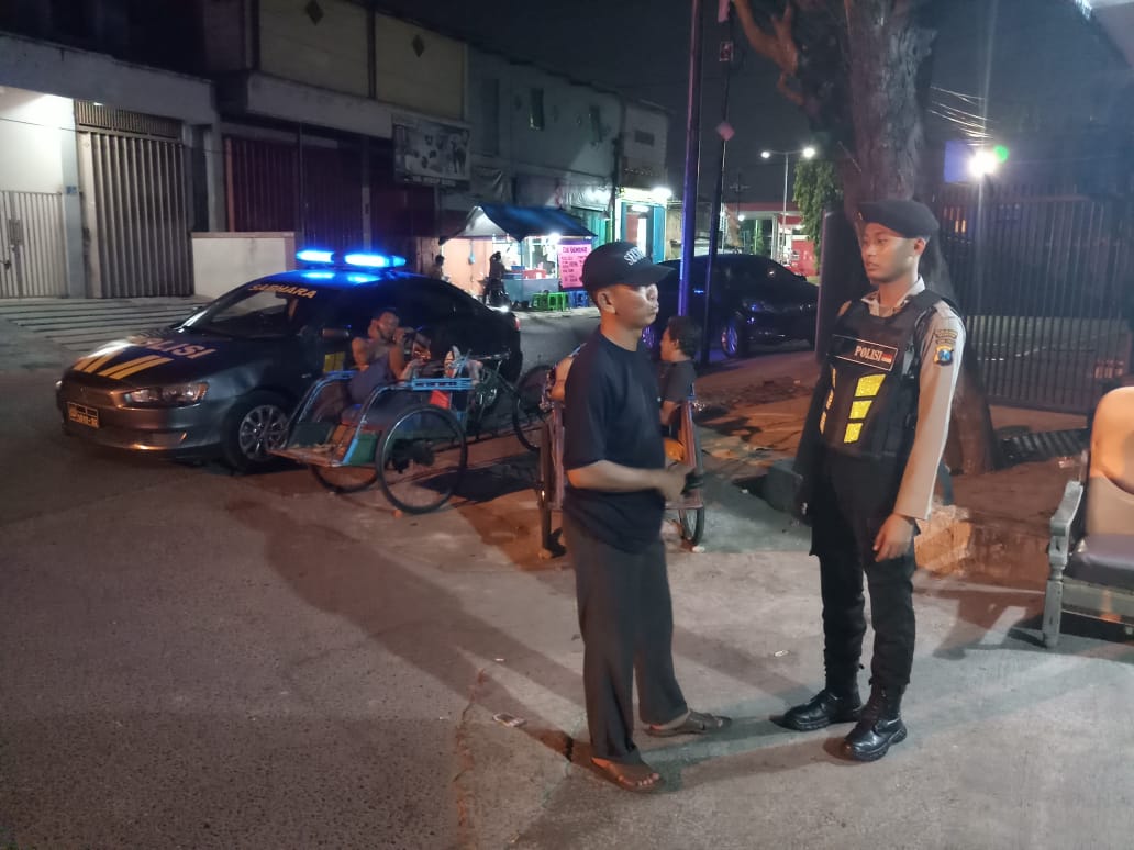 Patroli Wilayah Sambil Titip Pesan Waspada Kriminalitas Kepada Masyarakat
