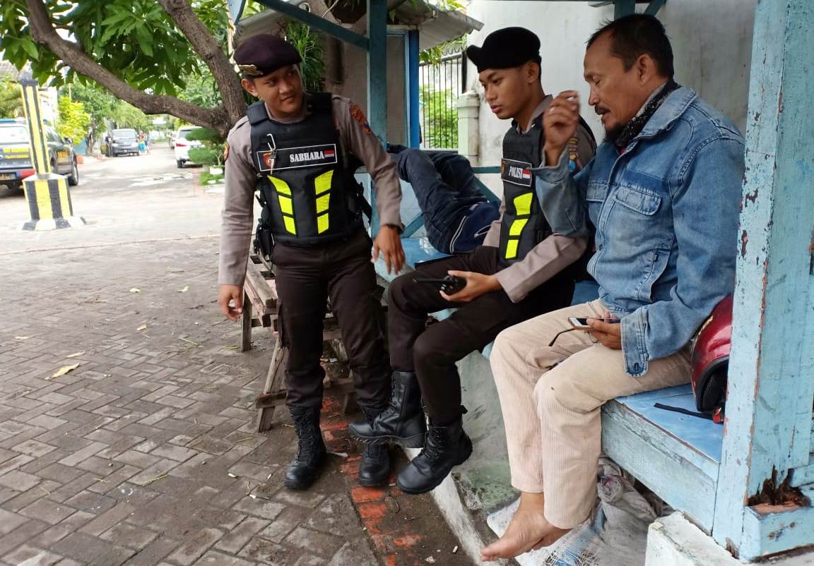 Satsabhara Polres Tanjung Perak Patroli Pemukiman, Titip Pesan Waspada 3 C