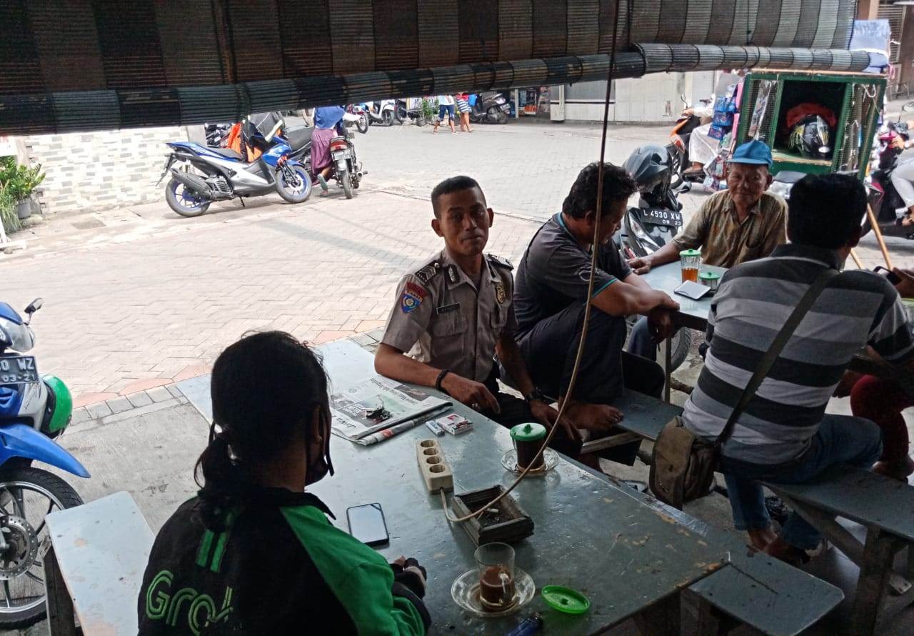 Babinkamtibmas Dupak Sampaikan Pesan Waspada Hoax Bermuatan SARA
