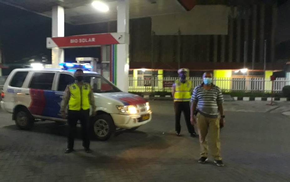 Gelar Patroli Malam, Polsek Asemrowo Pastikan Situasi Kamtibmas Tetap Kondusif