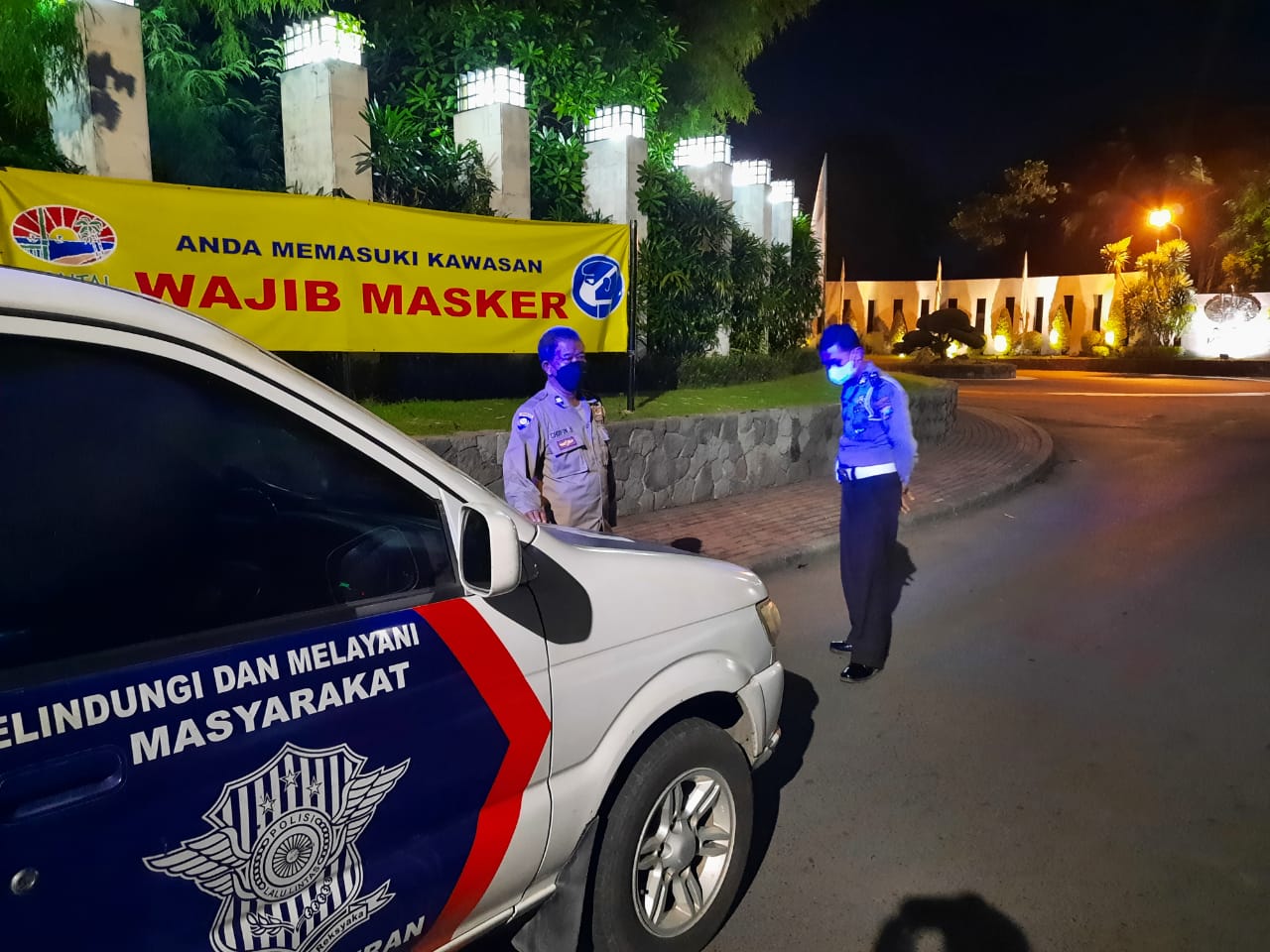 Beri Jaminan Rasa Aman, Polsek Kenjeran Gelar Patroli Malam di Pemukiman