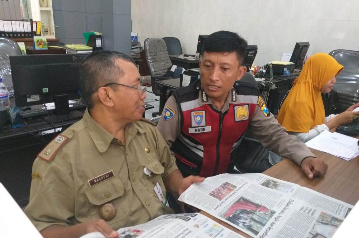 Babinkamtibmas Bongkaran Gelar Program Selasa Sambas di Kantor Kelurahan
