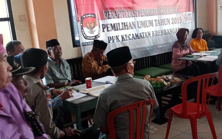 Babinkamtibmas Dupak Sampaikan Jaga Kerukunan di Pertemuan Pepabri & Warakawuri