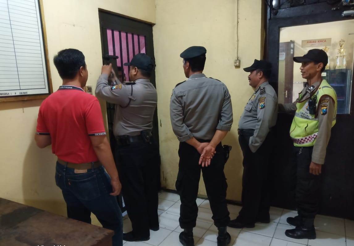 Antisipasi Tahanan Melarikan Diri, Polsek Semampir Laksanakan Pengecekan Rutin