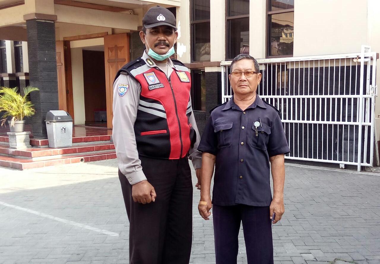 Babinkamtibmas Perak Timur Lakukan Pengamanan Kebaktian Minggu Pagi