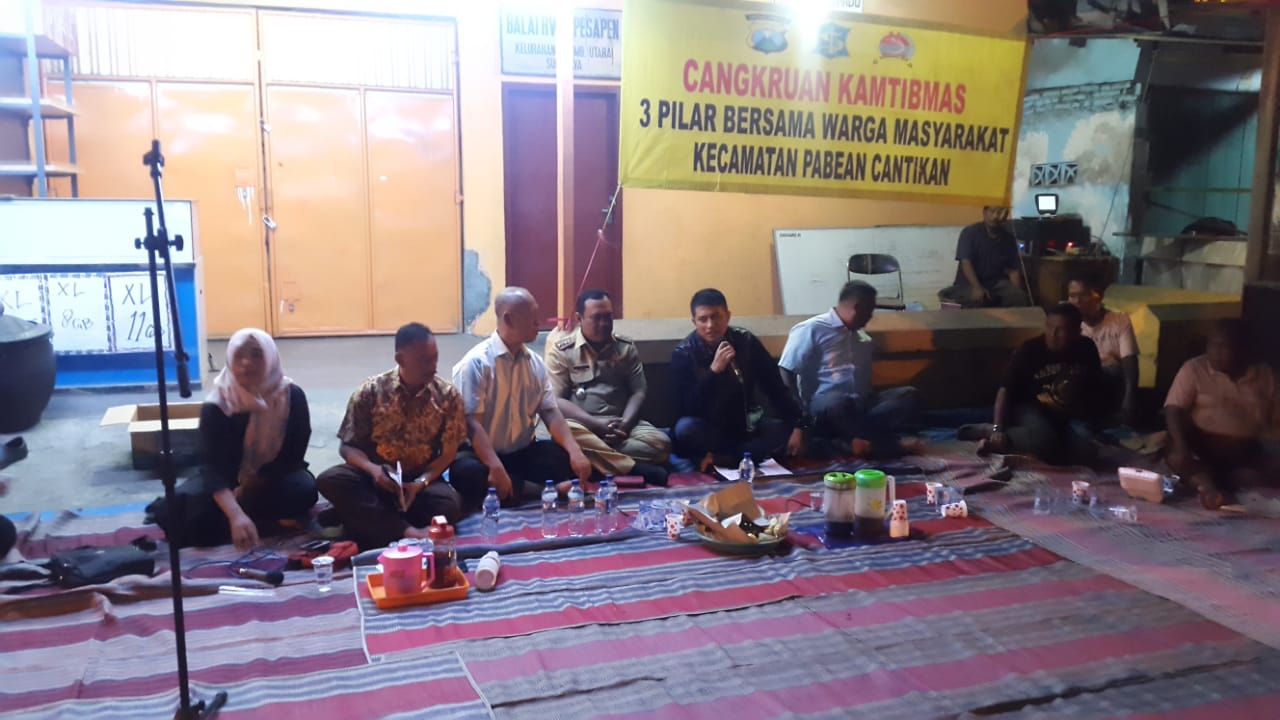 Kapolres Tanjung Perak Hadiri Cangkrukan Kamtibmas di Krembangan Utara