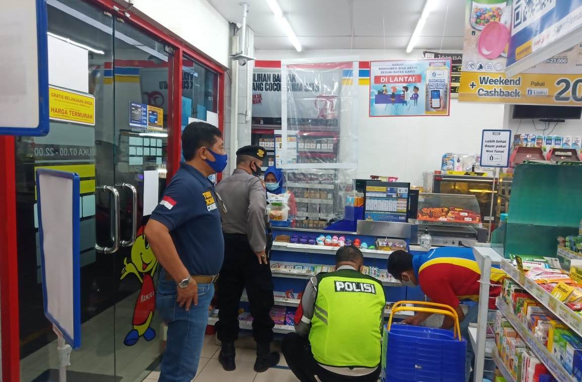 Polsek Semampir Gelar Patroli Malam di Mini Market, Antisipasi Pencurian