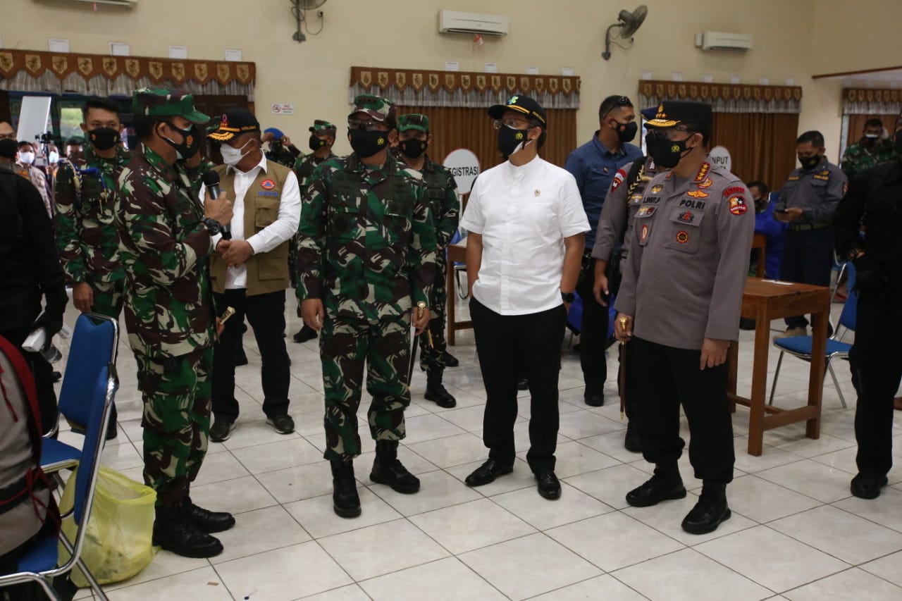 Kapolri Sebut TNI-Polri Siap Fasilitasi Warga Yogyakarta Yang Ingin Percepat Vaksinasi Massal