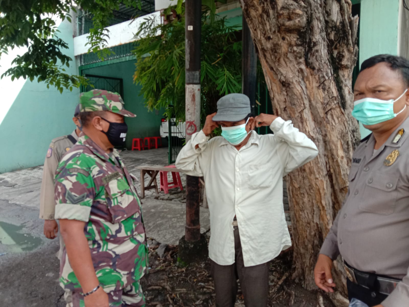 Personil Polsek Pabean Cantikan Lakukan Operasi Yustisi, Disiplinkan Masyarakat Yang Tidak Patuh Peraturan Prokes