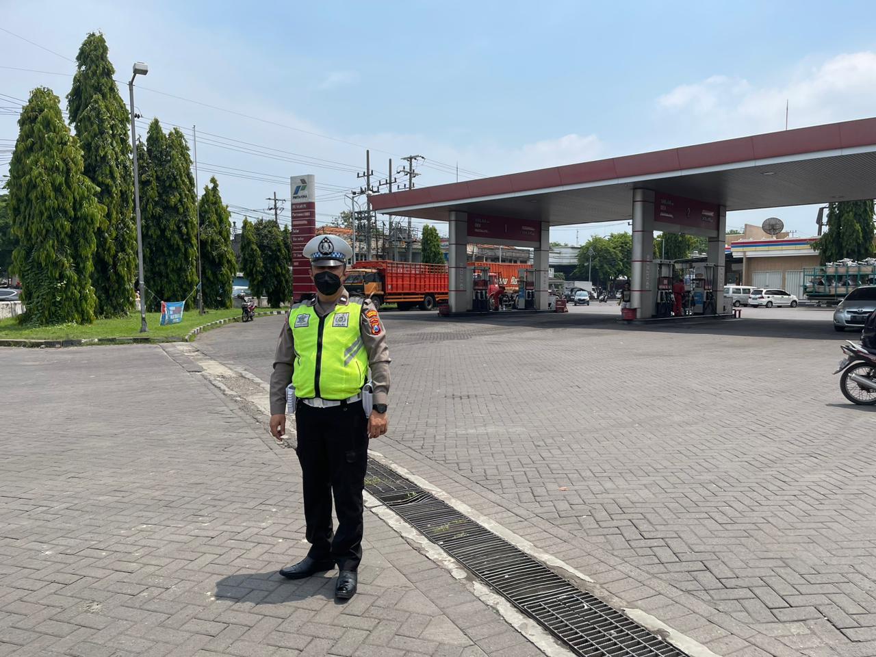 Polsek Pabean Cantikan Lakukan Pemantauan Kondisi dan Situasi di SPBU, Antisipasi Adanya Potensi Kerawanan 3C