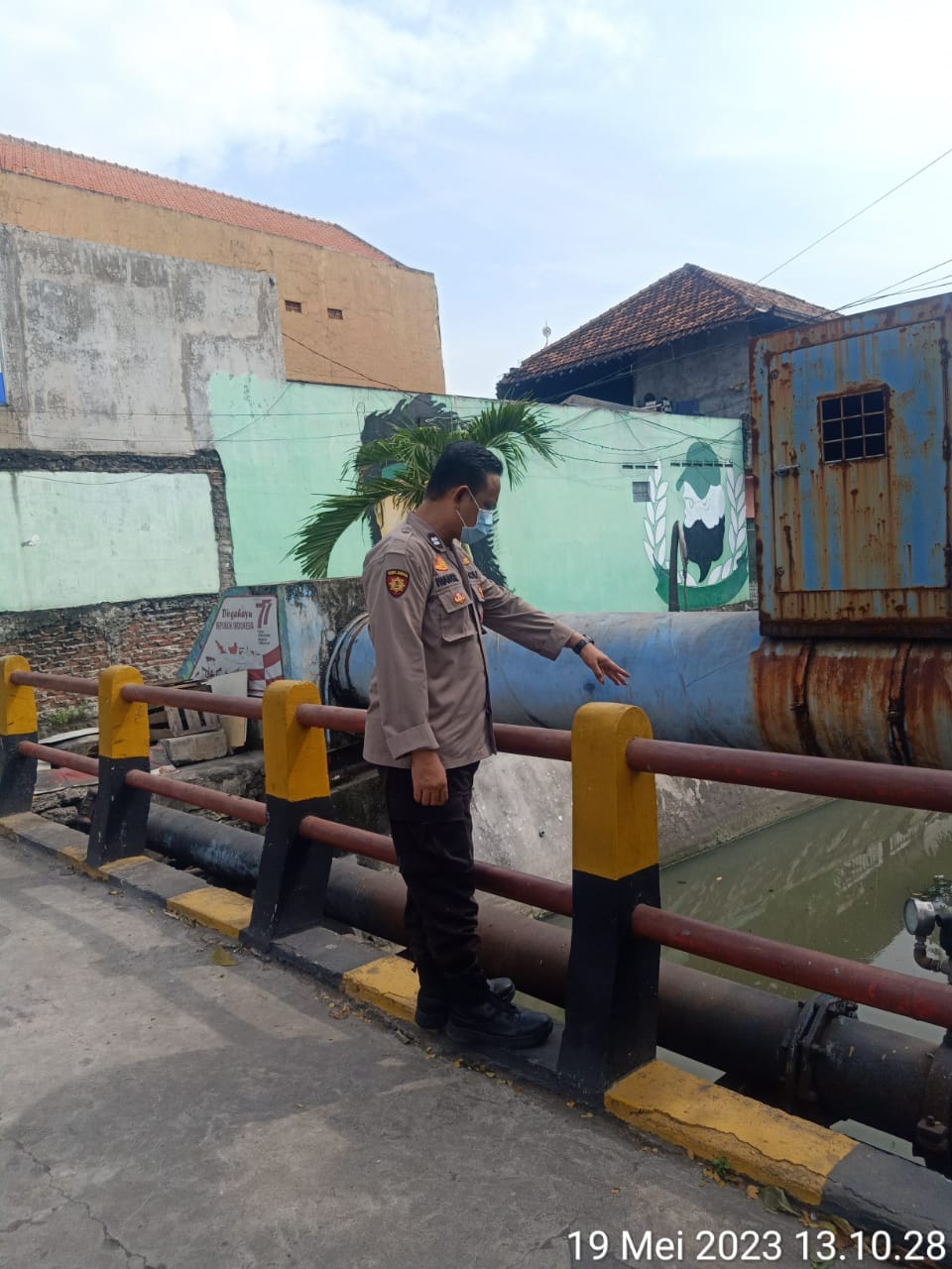 Polsek Krembangan Laksanakan Pemantauan Pompa Air Solotigo, Terpantau Masih Dalam Batas Normal