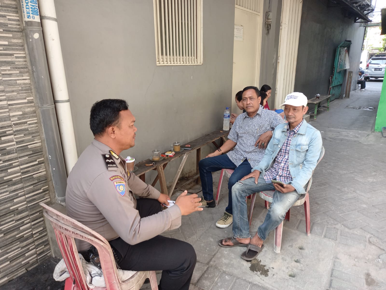 Polsek Pabean Cantikan Laksanakan Koordinasi Kamtibmas Bersama Masyarakat, Sampaikan Himbauan Waspada 3C dan Kenakalan Remaja