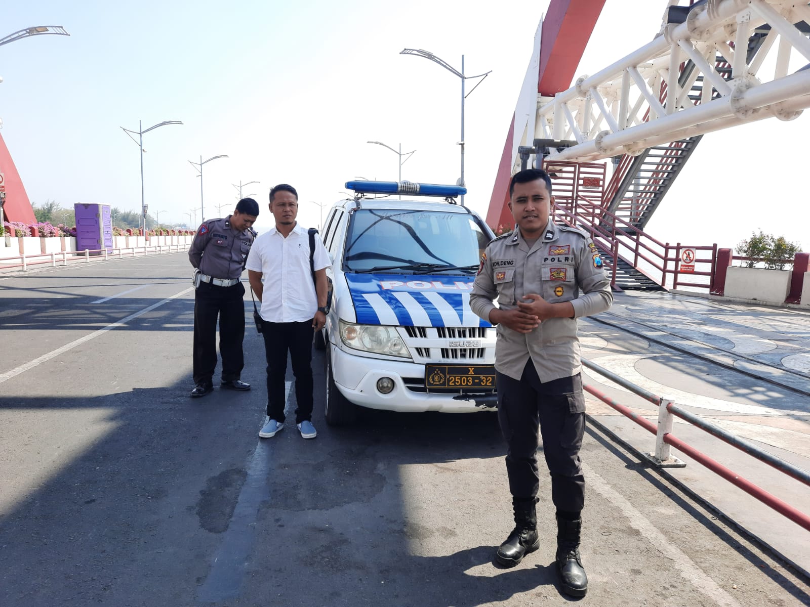Polsek Kenjeran Laksanakan Pemantauan dan Patroli di Jembatan Suroboyo, Antisipasi Rawan Kriminalitas
