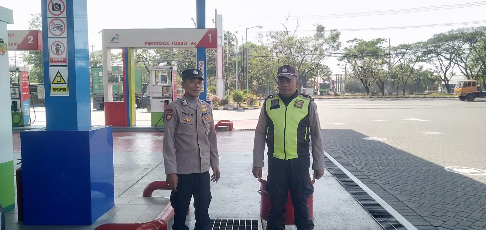 Polsek Asemrowo Cek Situasi dan Kondisi SPBU Margomulyo, Antisipasi Kerawanan 3C