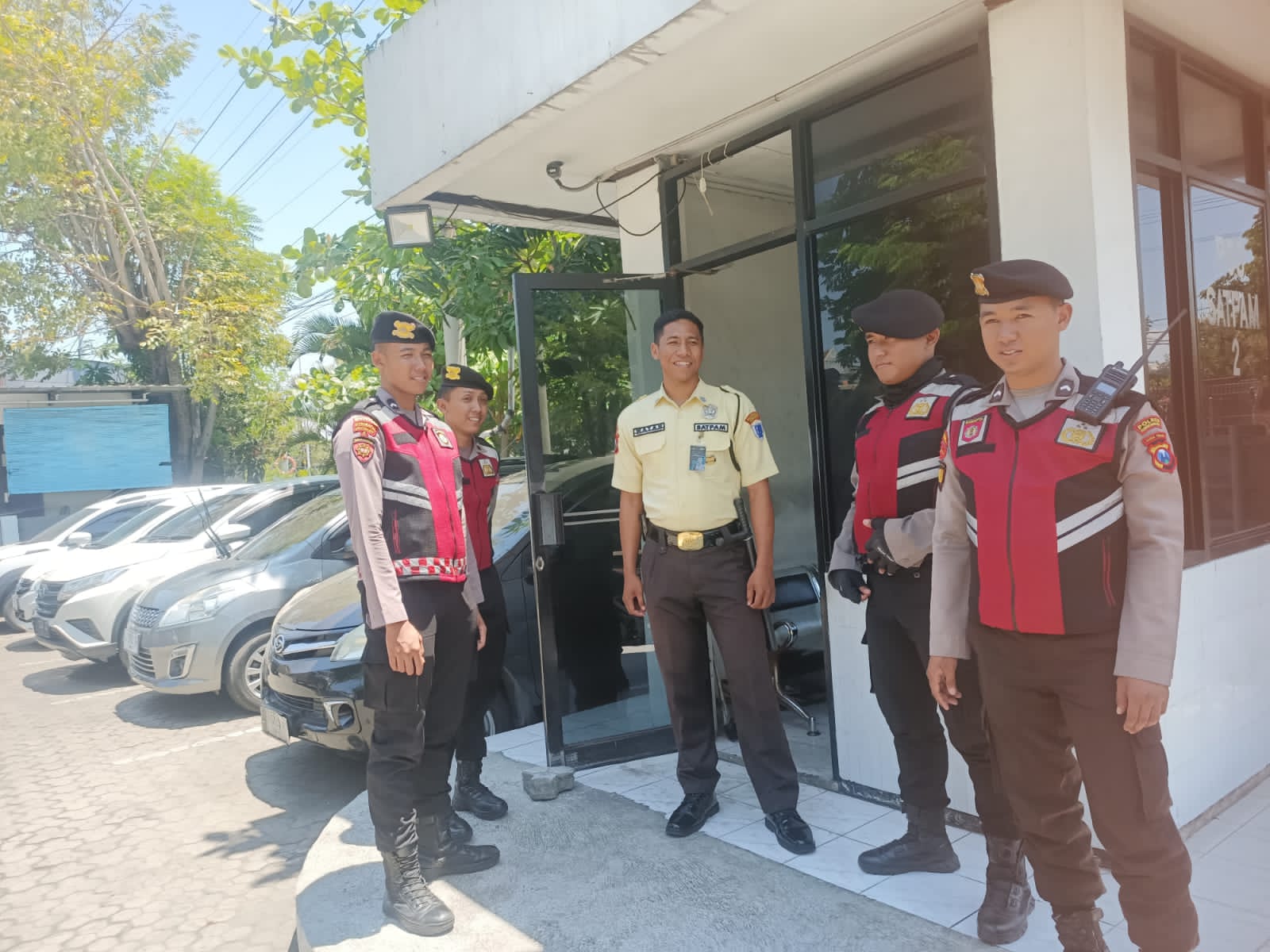 Polres Pelabuhan Tanjung Perak Antisipasi Adanya Gangguan Kamtibmas, Gelar Patroli Presisi