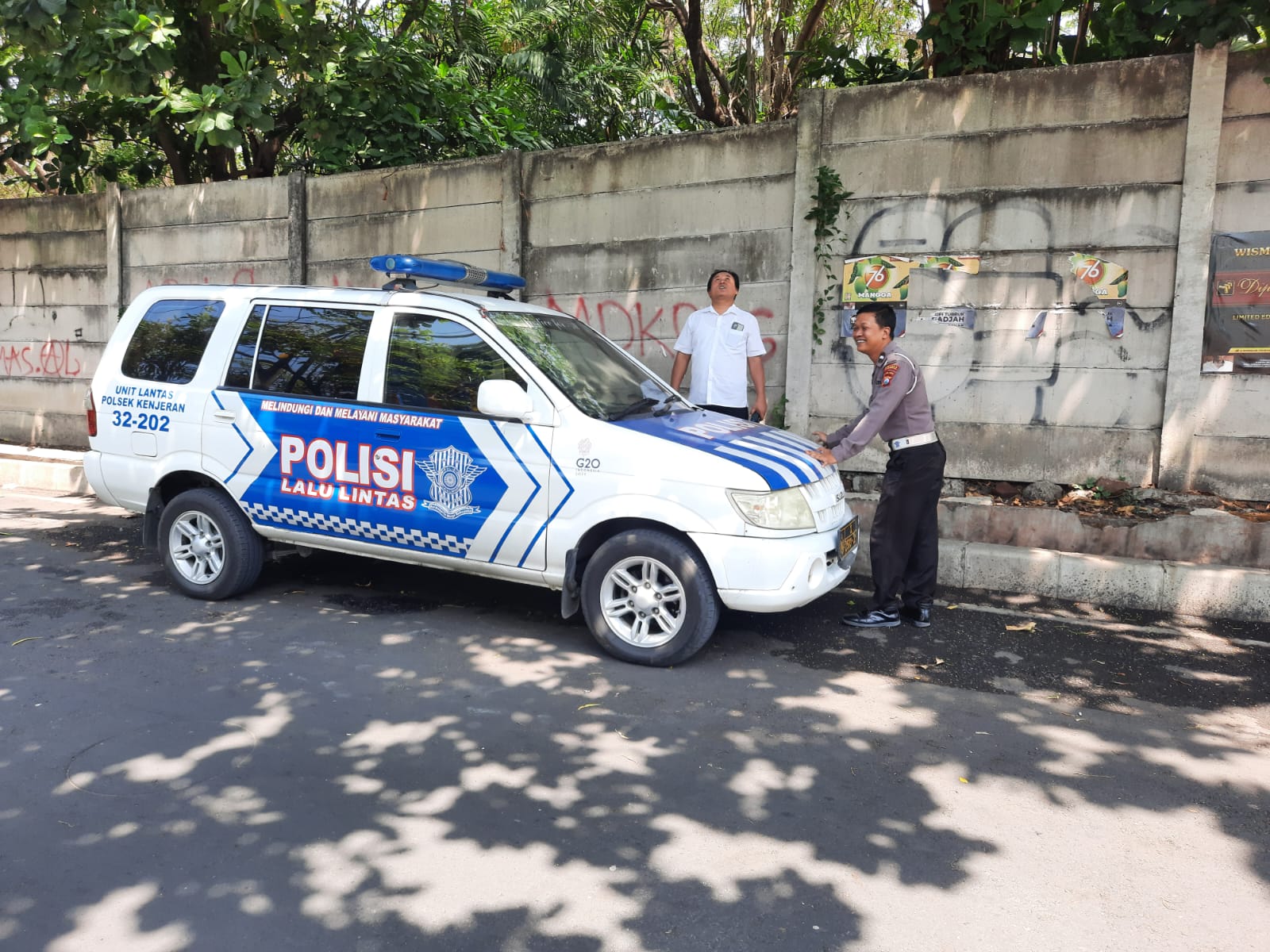 Polsek Kenjeran Lakukan Patroli dan Antisipasi 3C di Jalan Sukolilo Baru