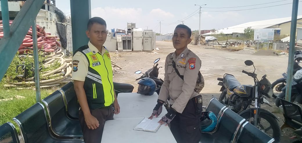Polsek Asemrowo Laksanakan Patroli Keamanan di Depo PLN, Waspada Potensi Kerawanan