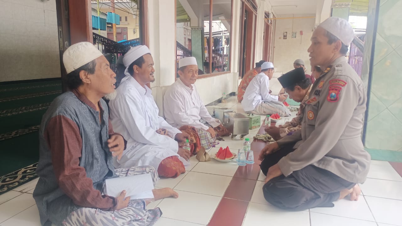 Polsek Pabean Cantikan Gencar Sosialisasi Jum'at Darling